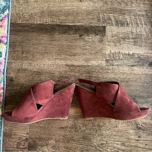 Maroon Wedges